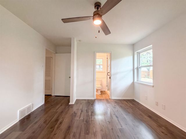 1805 Brookview Drive, Arlington, TX 76010