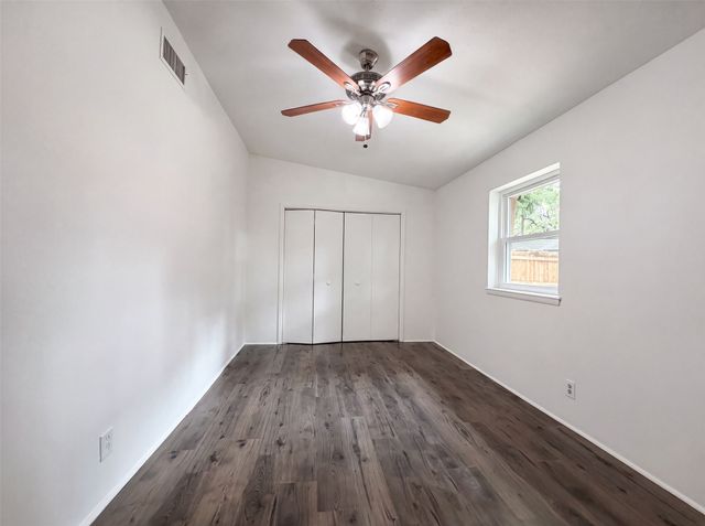 1805 Brookview Drive, Arlington, TX 76010