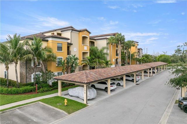 9596 Trevi CT 5422, Naples, FL 34113