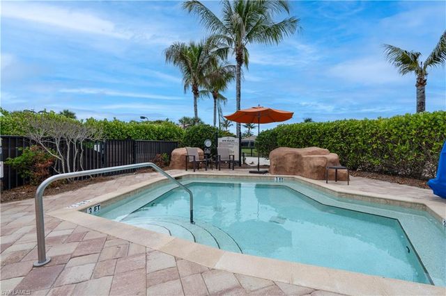 9596 Trevi CT 5422, Naples, FL 34113