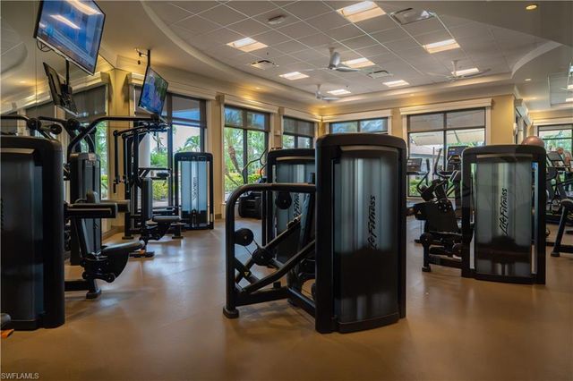 9596 Trevi CT 5422, Naples, FL 34113