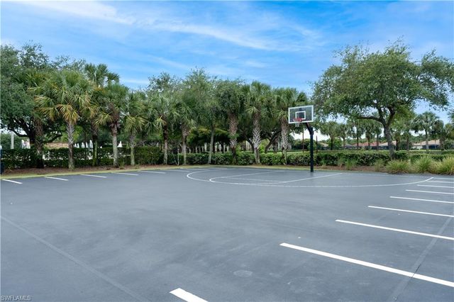 9596 Trevi CT 5422, Naples, FL 34113