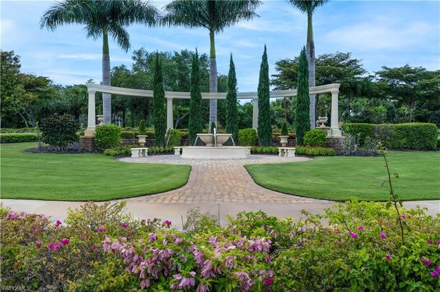 9596 Trevi CT 5422, Naples, FL 34113