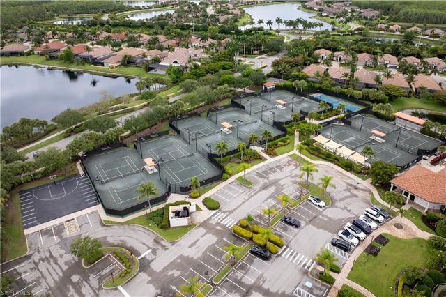 9596 Trevi CT 5422, Naples, FL 34113