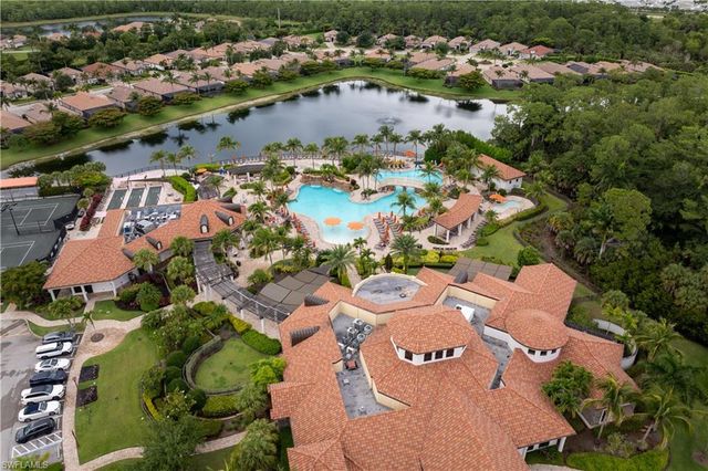 9596 Trevi CT 5422, Naples, FL 34113
