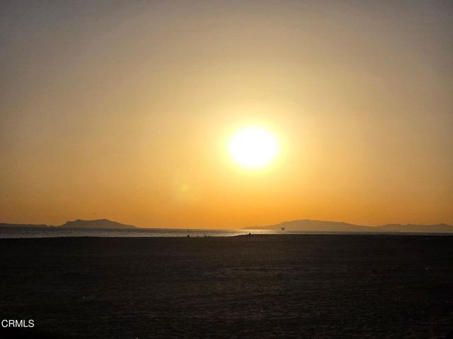 535 Starboard Lane, Port Hueneme, CA 93041