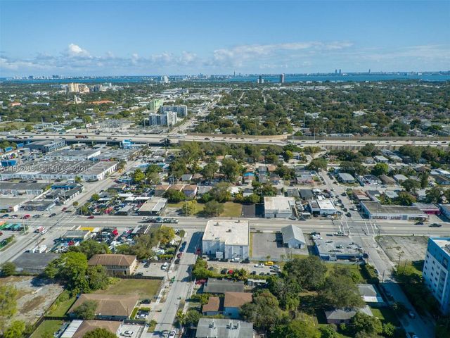 742 NW 70th St, Miami, FL 33150