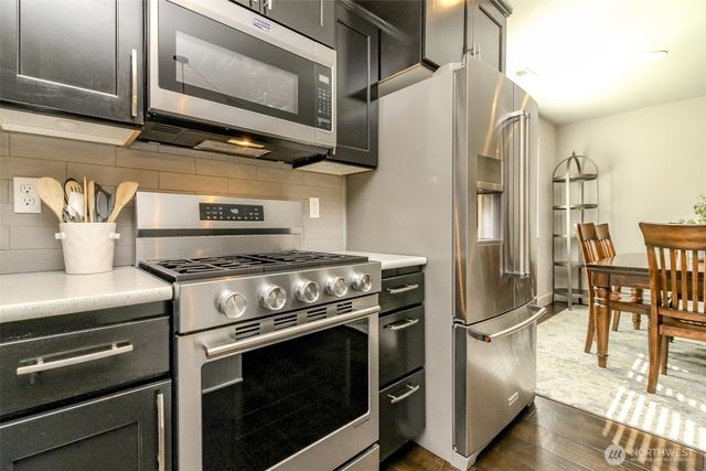 8872 Selbo Peak Place NW, Bremerton, WA 98311
