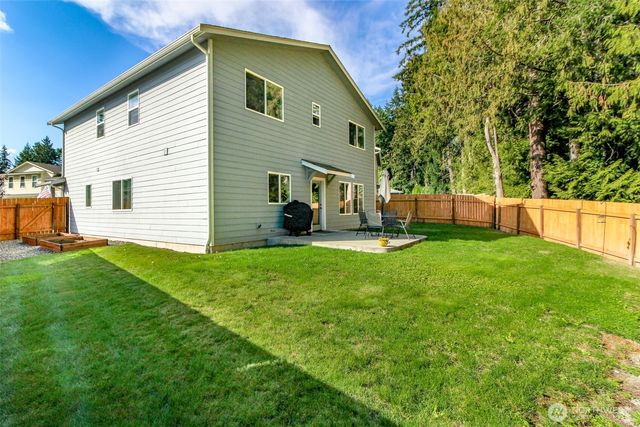 8872 Selbo Peak Place NW, Bremerton, WA 98311