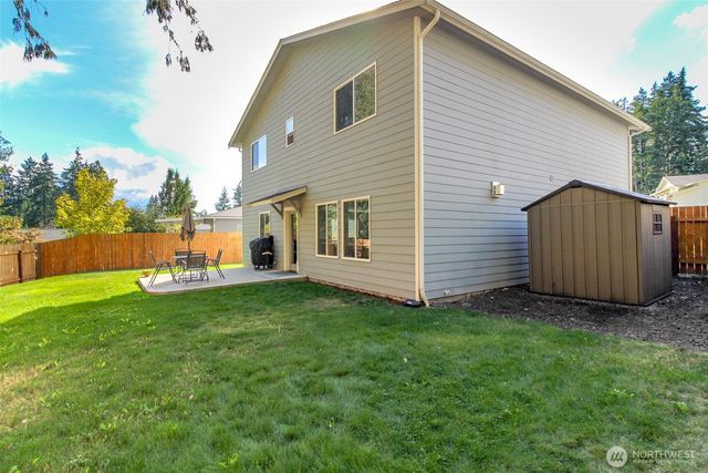 8872 Selbo Peak Place NW, Bremerton, WA 98311