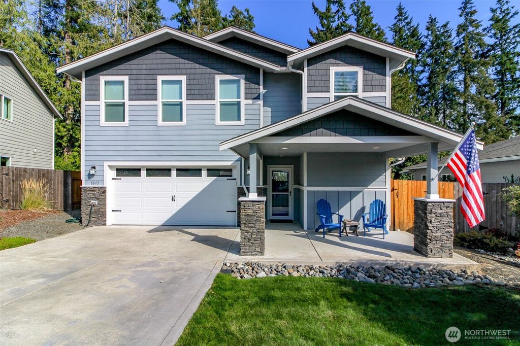 8872 Selbo Peak Place NW, Bremerton, WA 98311