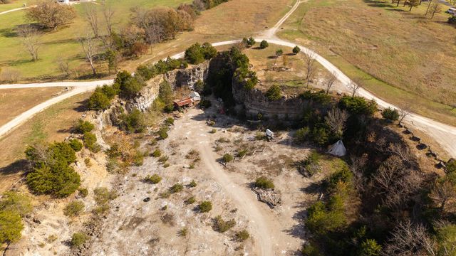 20615 Table Rock Ridge Road, Shell Knob, MO 65747