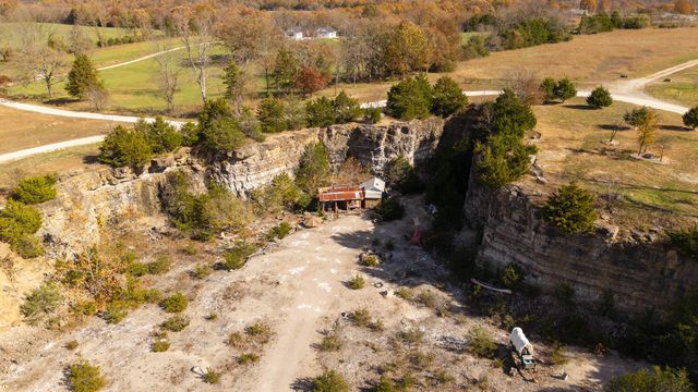 20615 Table Rock Ridge Road, Shell Knob, MO 65747