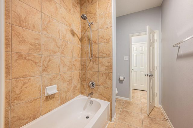 14119 Hollowmill Lane, Houston, TX 77082