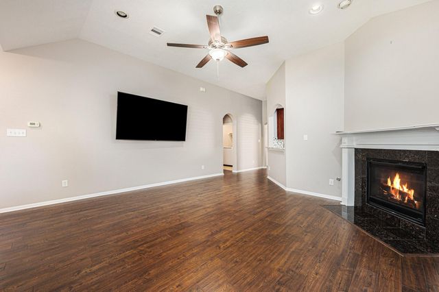 14119 Hollowmill Lane, Houston, TX 77082