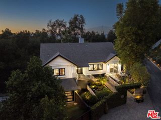 4638 Saltillo Street, Woodland Hills (los Angeles), CA 91364