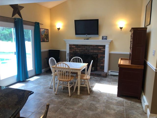52 W Woodside Avenue, Patchogue, NY 11772