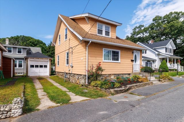 308 Bridle Path, Worcester, MA 01604