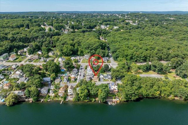 308 Bridle Path, Worcester, MA 01604