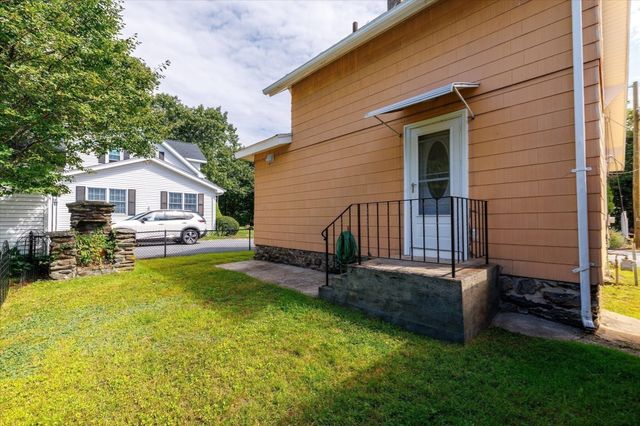 308 Bridle Path, Worcester, MA 01604