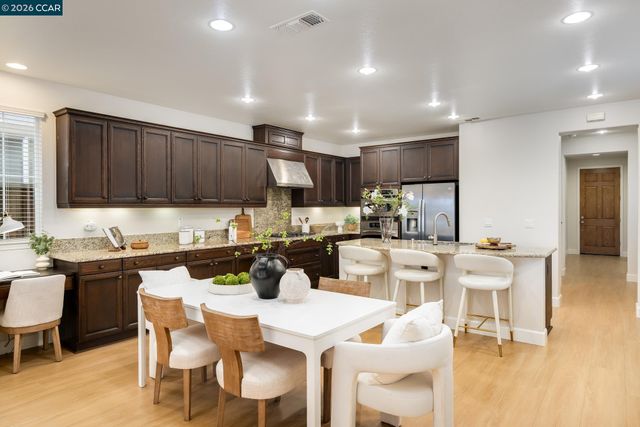 3231 Sleeping Meadow Way, San Ramon, CA 94582