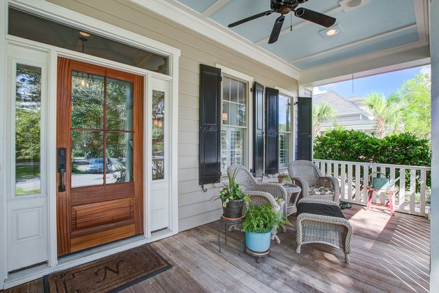 364 Evian Way, Mount Pleasant, SC 29464