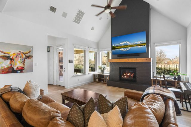 1898 Tumblegrass Road, Frisco, TX 75033