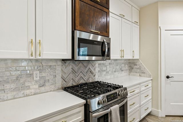 303 Pendleton Ave, San Antonio, TX 78204