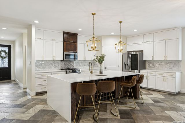 303 Pendleton Ave, San Antonio, TX 78204