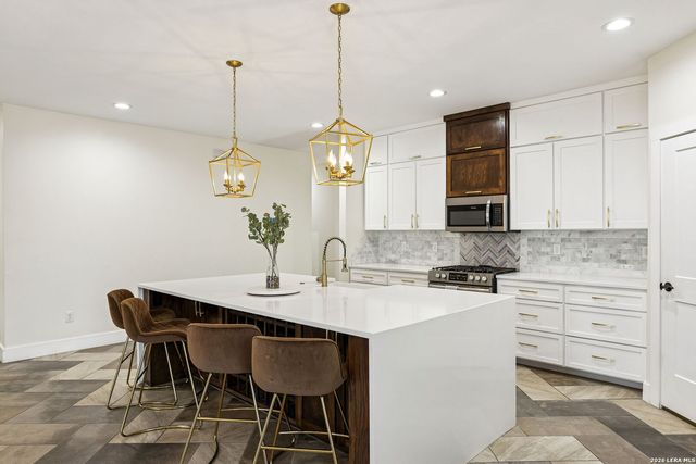 303 Pendleton Ave, San Antonio, TX 78204