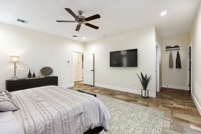 303 Pendleton Ave, San Antonio, TX 78204