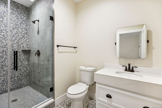 303 Pendleton Ave, San Antonio, TX 78204