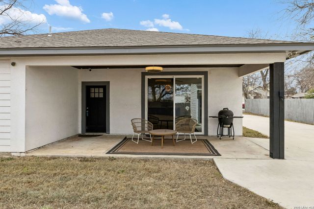 303 Pendleton Ave, San Antonio, TX 78204