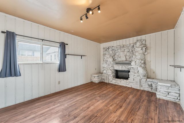 3537 PIERCE AVE, Cheyenne, WY 82001