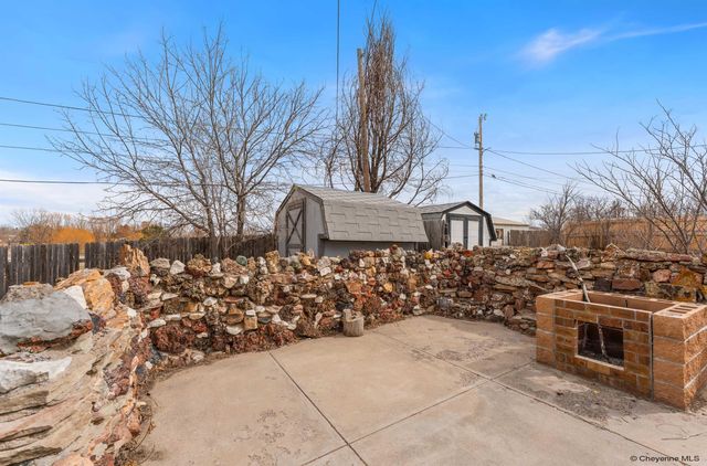 3537 PIERCE AVE, Cheyenne, WY 82001