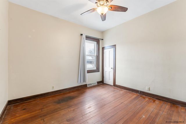 3537 PIERCE AVE, Cheyenne, WY 82001