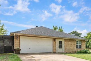 435 Mcculloch Street, Pea Ridge, AR 72751