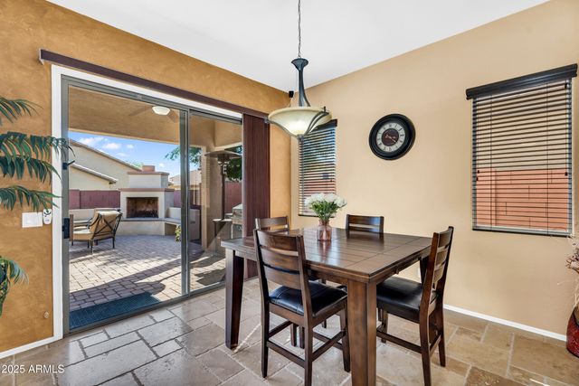 4821 E KIRKLAND Road, Phoenix, AZ 85054