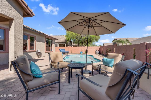 4821 E KIRKLAND Road, Phoenix, AZ 85054