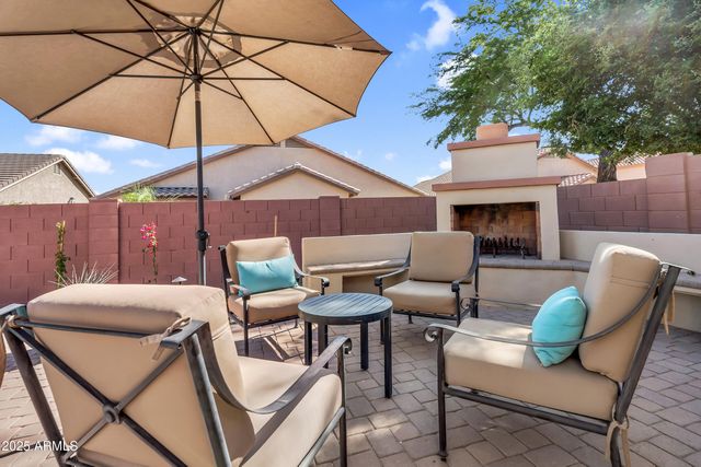 4821 E KIRKLAND Road, Phoenix, AZ 85054