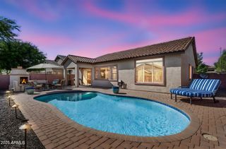 4821 E KIRKLAND Road, Phoenix, AZ 85054
