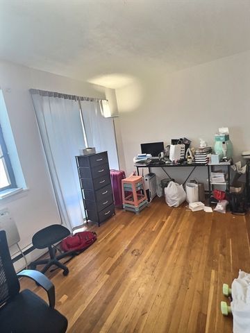 1027 Commonwealth Ave 24, Boston, MA 02215