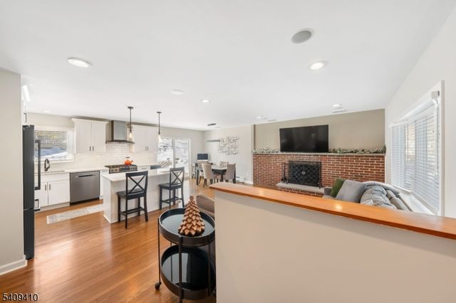 174 Watchung Ter, Scotch Plains Twp., NJ 07076