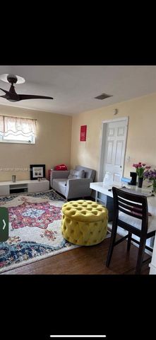 1843 Wiley St 2, Hollywood, FL 33020