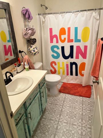 2292 Anderson Avenue, Tulare, CA 93274