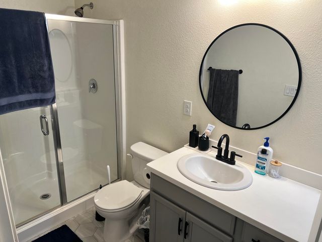 2292 Anderson Avenue, Tulare, CA 93274