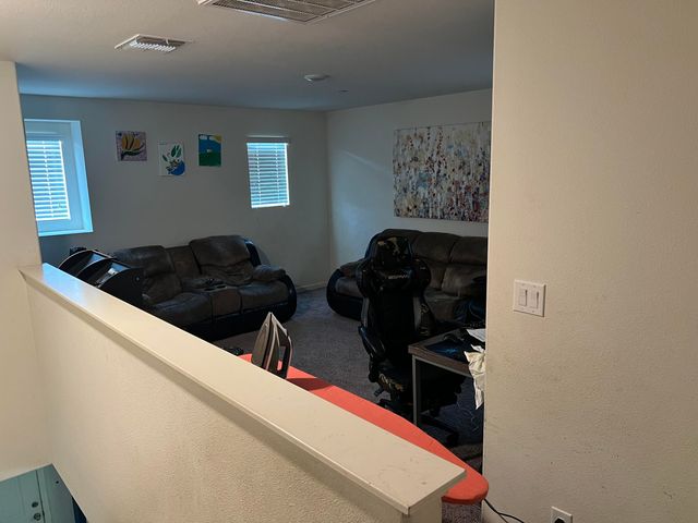 2292 Anderson Avenue, Tulare, CA 93274