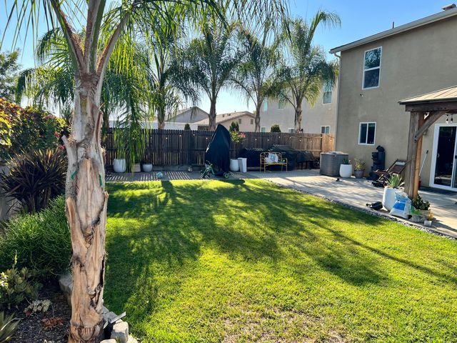 2292 Anderson Avenue, Tulare, CA 93274