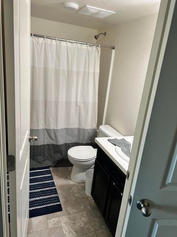 2292 Anderson Avenue, Tulare, CA 93274