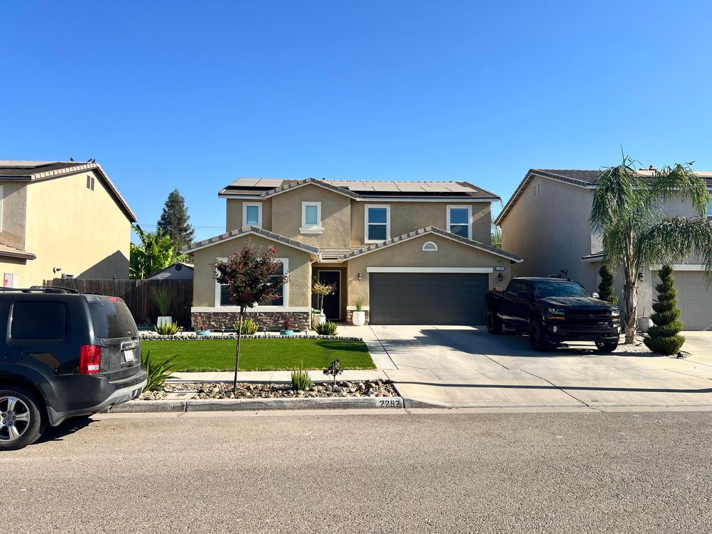 2292 Anderson Avenue, Tulare, CA 93274